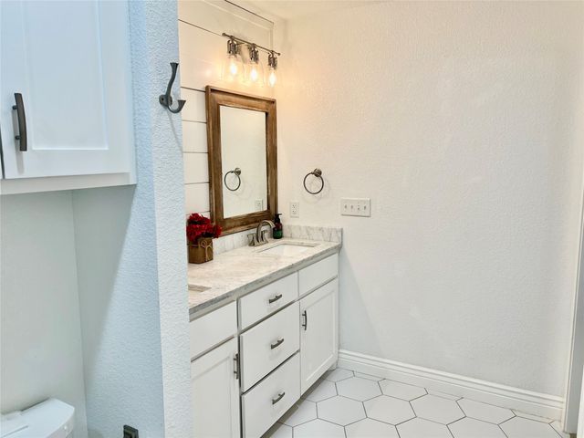 505 Galia Street, Bowie, TX 76230