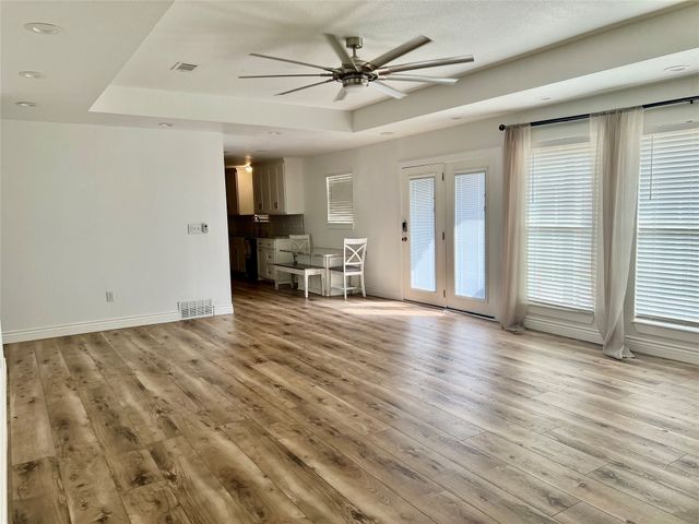 505 Galia Street, Bowie, TX 76230