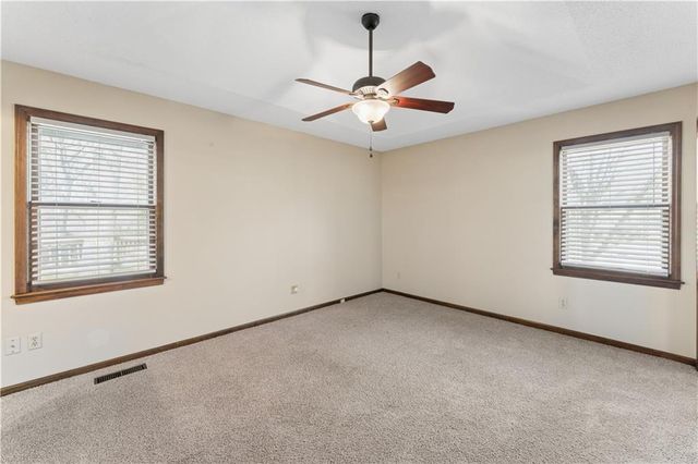 1524 NE 99TH Street, Kansas City, MO 64155