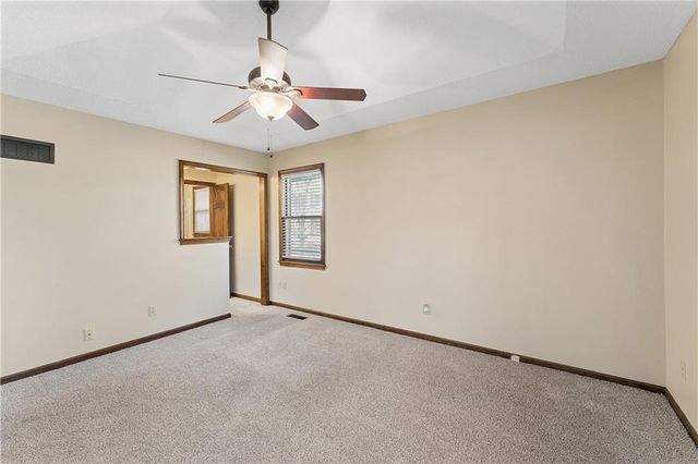 1524 NE 99TH Street, Kansas City, MO 64155