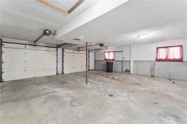 1524 NE 99TH Street, Kansas City, MO 64155