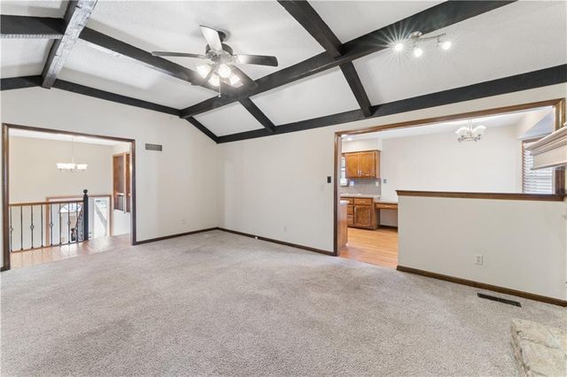 1524 NE 99TH Street, Kansas City, MO 64155