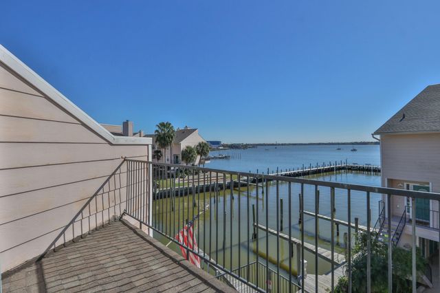 3663 Nasa Parkway 708, Seabrook, TX 77586