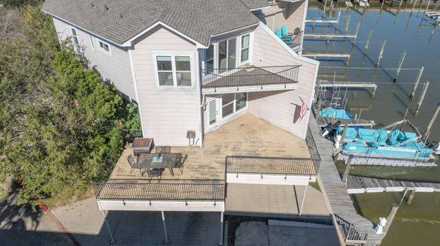 3663 Nasa Parkway 708, Seabrook, TX 77586