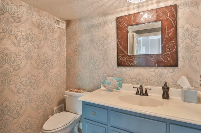 3663 Nasa Parkway 708, Seabrook, TX 77586