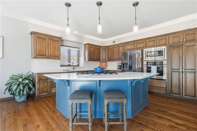 14100 Kessler Street, Overland Park, KS 66221