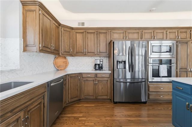 14100 Kessler Street, Overland Park, KS 66221