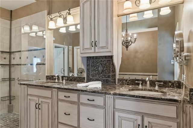 14100 Kessler Street, Overland Park, KS 66221