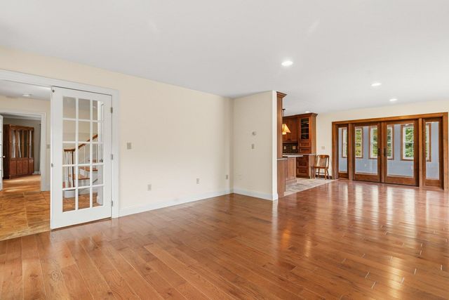 35 Peabody Drive, Brentwood, NH 03833