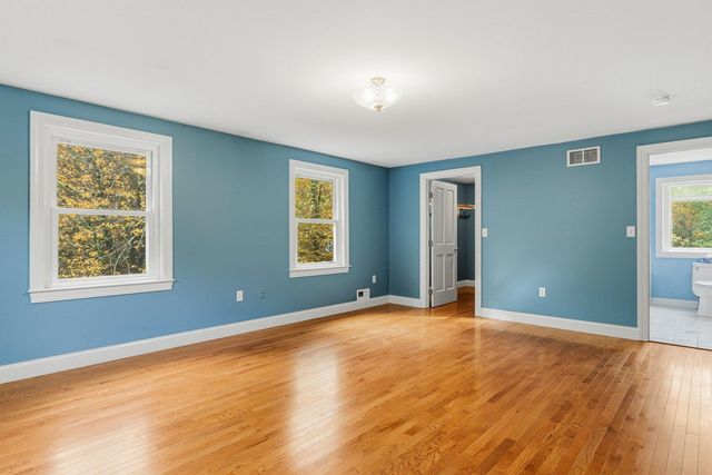 35 Peabody Drive, Brentwood, NH 03833