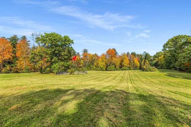 35 Peabody Drive, Brentwood, NH 03833