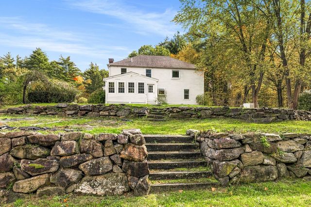 35 Peabody Drive, Brentwood, NH 03833