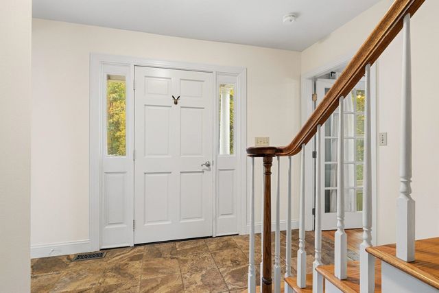 35 Peabody Drive, Brentwood, NH 03833