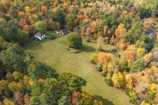 35 Peabody Drive, Brentwood, NH 03833