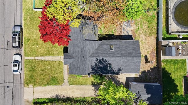 284 15th Street, West Babylon, NY 11704