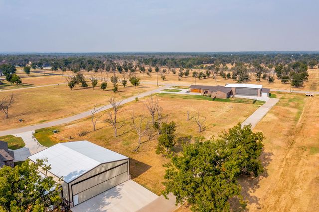 6005 Bonanza Drive, Granbury, TX 76049