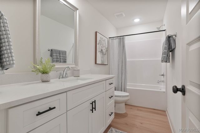 29 Blackberry Boulevard, Pike Road, AL 36064