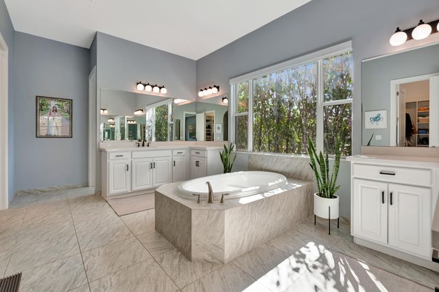 8150 SE Grassy Hollow Trail, Jupiter, FL 33458