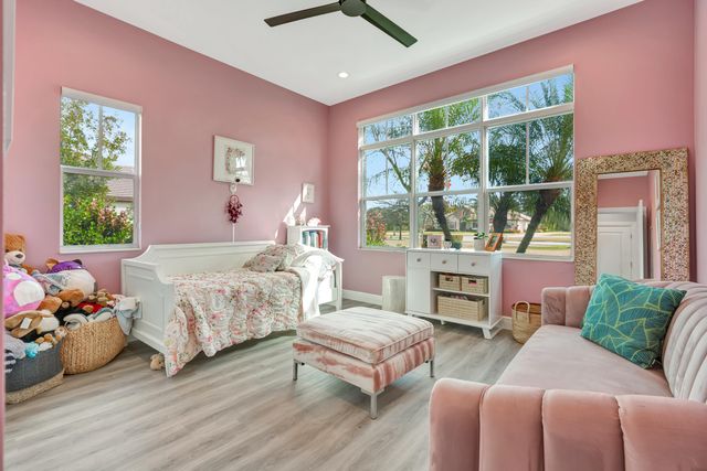 8150 SE Grassy Hollow Trail, Jupiter, FL 33458