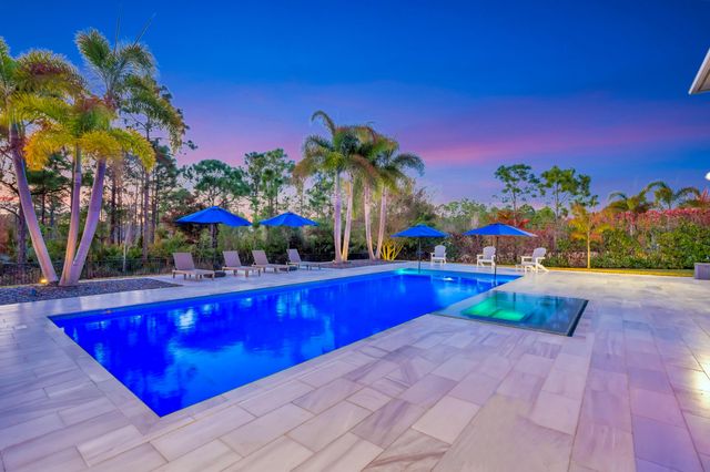 8150 SE Grassy Hollow Trail, Jupiter, FL 33458
