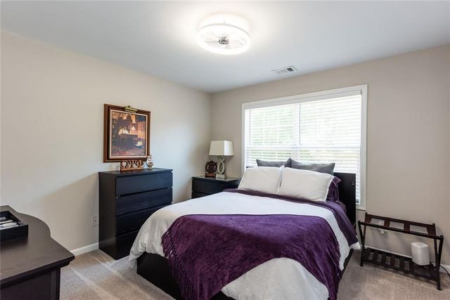 7601 The Lakes Drive, Fairburn, GA 30213
