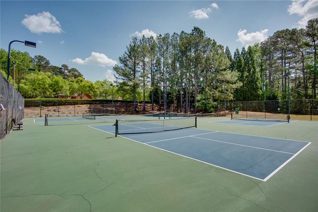 7601 The Lakes Drive, Fairburn, GA 30213