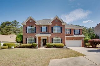 7601 The Lakes Drive, Fairburn, GA 30213