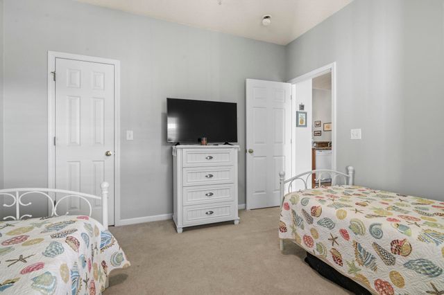 5864 Longwood Dr Unit 303, Murrells Inlet, SC 29576
