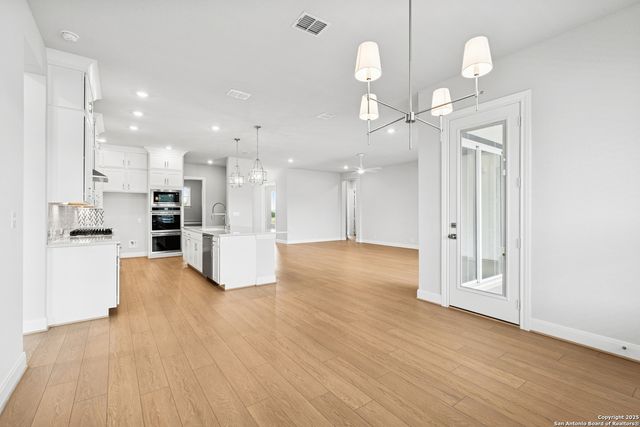 123 BRANDON COVE, Castroville, TX 78009
