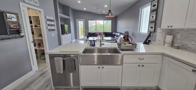 12175 NW 52nd Court, Coral Springs, FL 33076