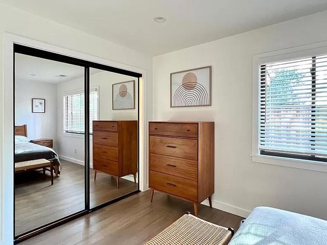 2050 Williams Street, Palo Alto, CA 94306