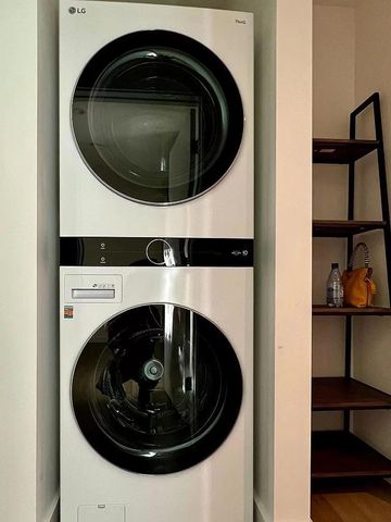 2050 Williams Street, Palo Alto, CA 94306