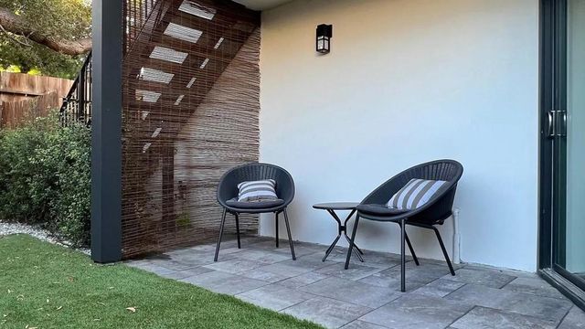 2050 Williams Street, Palo Alto, CA 94306