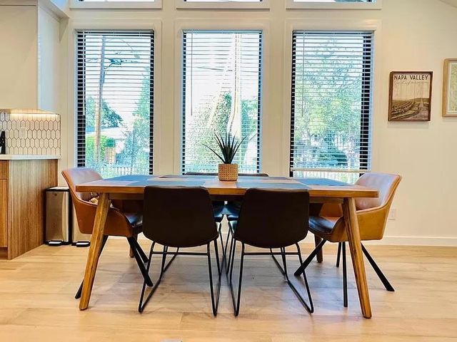 2050 Williams Street, Palo Alto, CA 94306