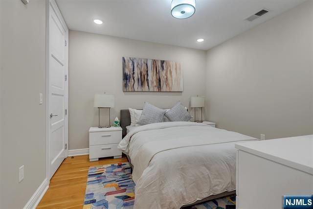 9 Somerset Lane 617, Edgewater, NJ 07020