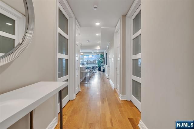 9 Somerset Lane 617, Edgewater, NJ 07020