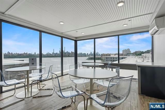 9 Somerset Lane 617, Edgewater, NJ 07020