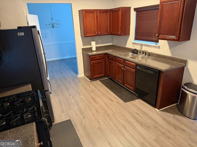 5589 Grande River Road, Atlanta, GA 30349