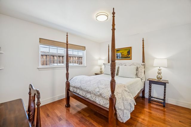 3336 Valiant Drive, Dallas, TX 75229