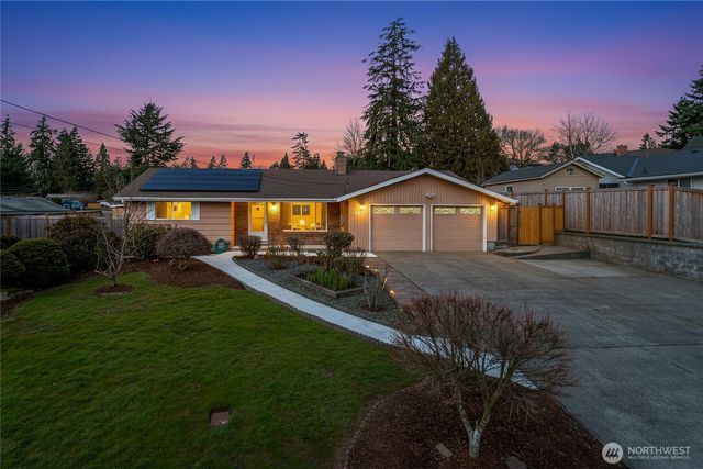 9812 S 212th St, Kent, WA 98031