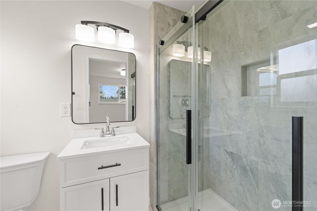 9812 S 212th St, Kent, WA 98031