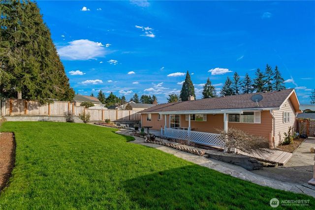 9812 S 212th St, Kent, WA 98031