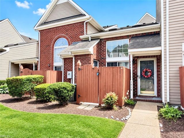 1414 Loose Strife PL, Chesapeake, VA 23320