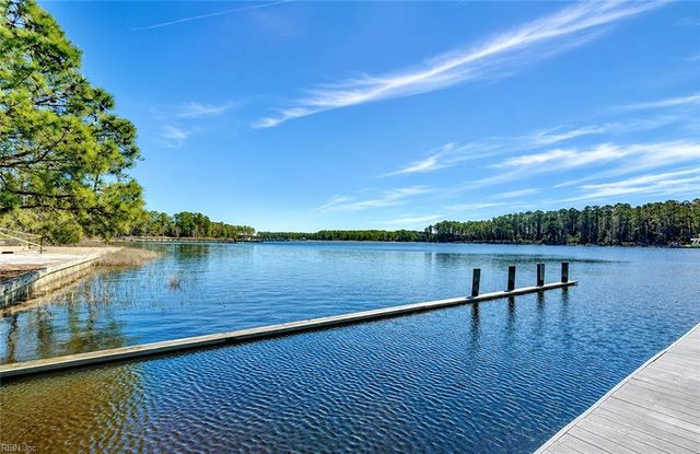 1414 Loose Strife PL, Chesapeake, VA 23320
