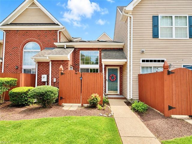 1414 Loose Strife PL, Chesapeake, VA 23320