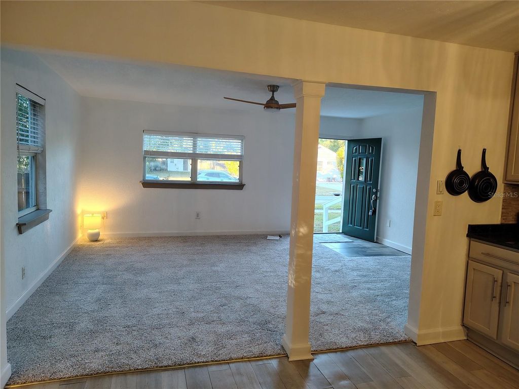 Image 14 of property listing at 5722 20TH AVENUE S, Gulfport, FL 33707