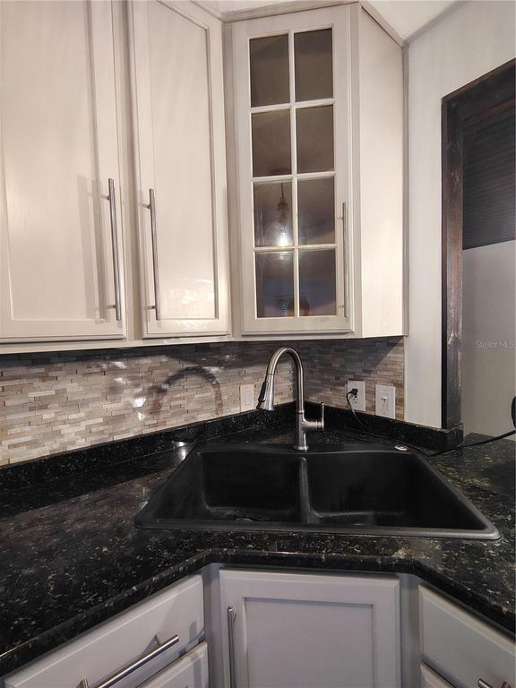 Image 17 of property listing at 5722 20TH AVENUE S, Gulfport, FL 33707