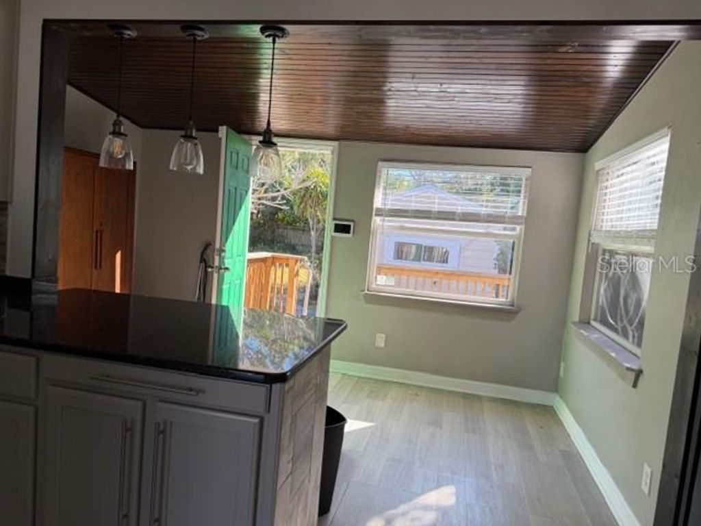 Image 19 of property listing at 5722 20TH AVENUE S, Gulfport, FL 33707