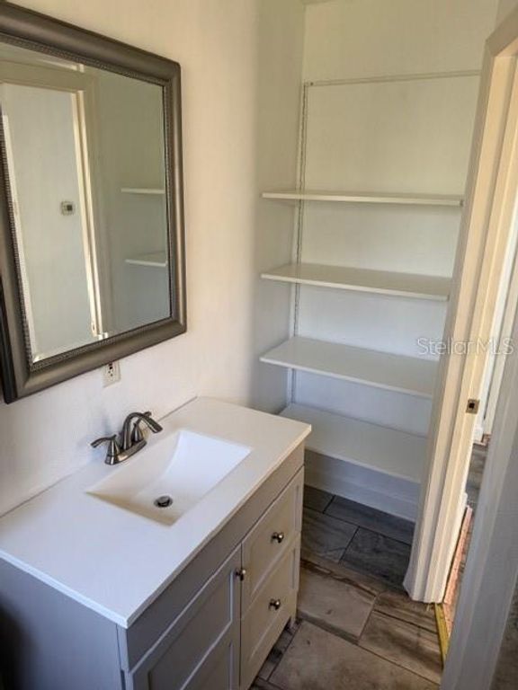 Image 20 of property listing at 5722 20TH AVENUE S, Gulfport, FL 33707