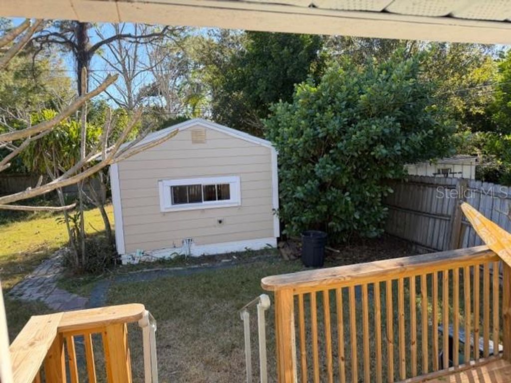 Image 32 of property listing at 5722 20TH AVENUE S, Gulfport, FL 33707